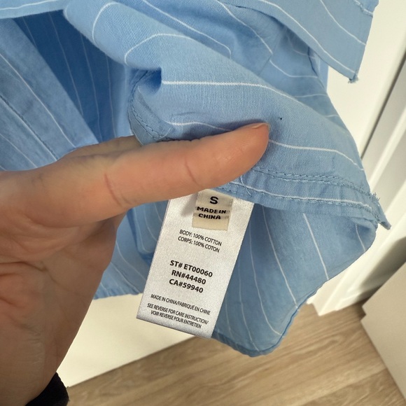 Elwood Button Down Shirt - Size S - Picture 3 of 4